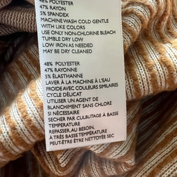 Out from  Under sweater . - Picture 5 of 6